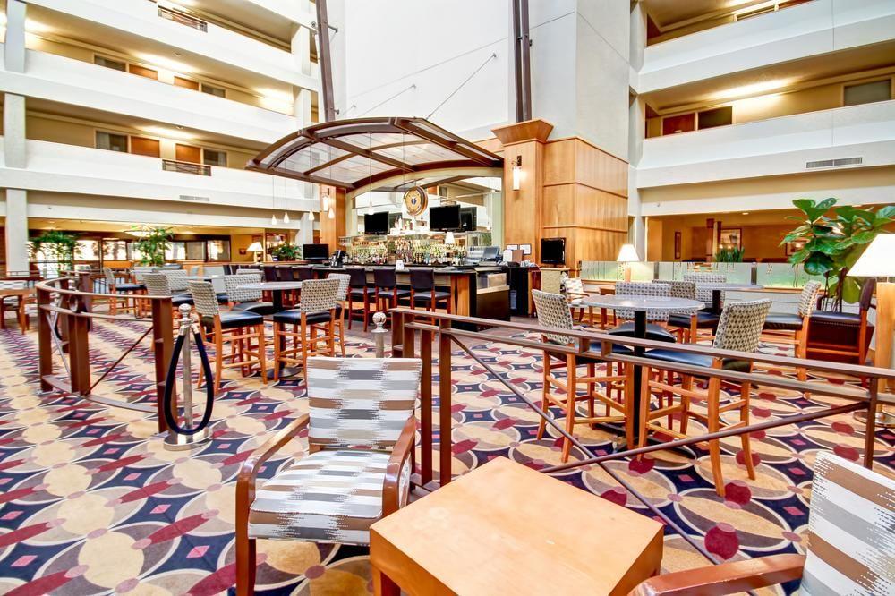 Doubletree Suites By Hilton Seattle Airport/Southcenter Таквила Экстерьер фото